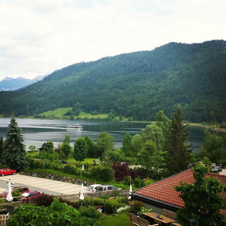 Haus Lackner Am Weissensee In Kaernten Exteriör bild